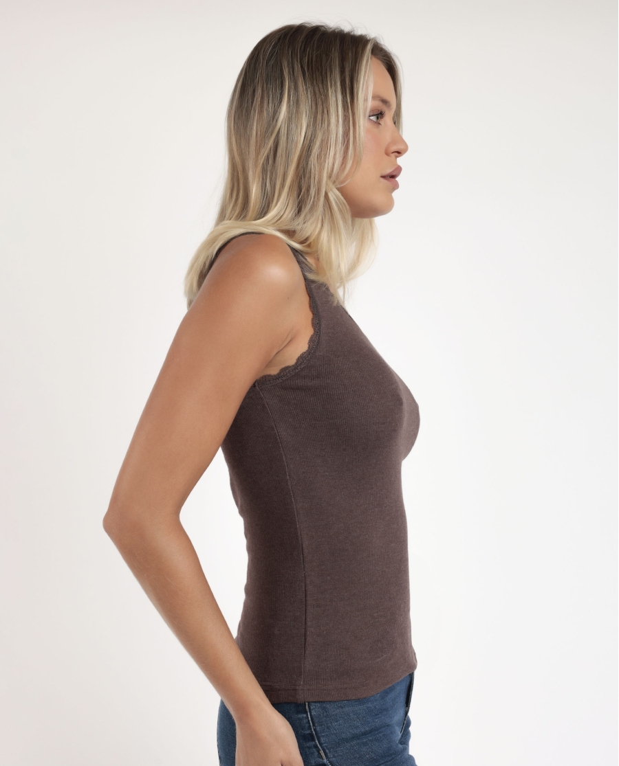 ADMAS Camiseta Sin Mangas Romantic Rib para Mujer CHOCOLATE ADMAS Camiseta Sin Mangas Romantic Rib para Mujer CHOCOLATE
