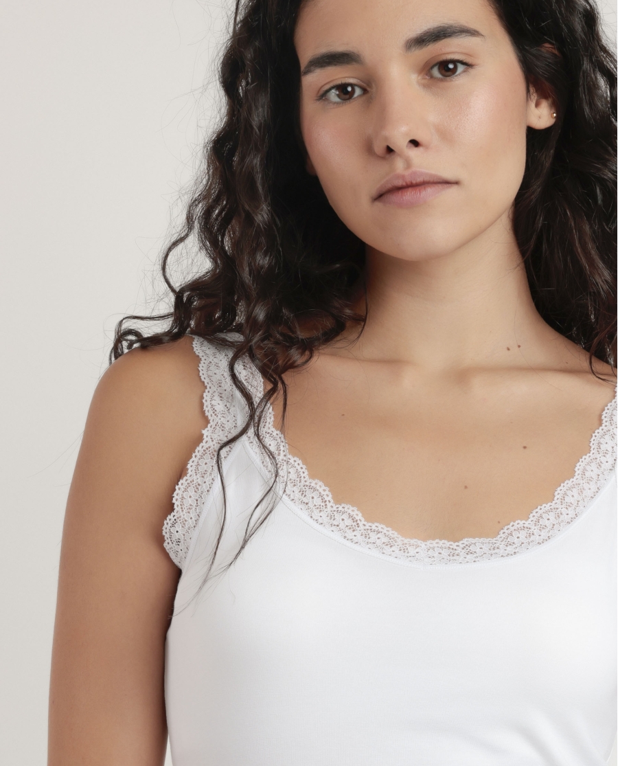 ADMAS Camiseta Tirantes Puntilla Ondas para Mujer BLANCO ADMAS Camiseta Tirantes Puntilla Ondas para Mujer BLANCO