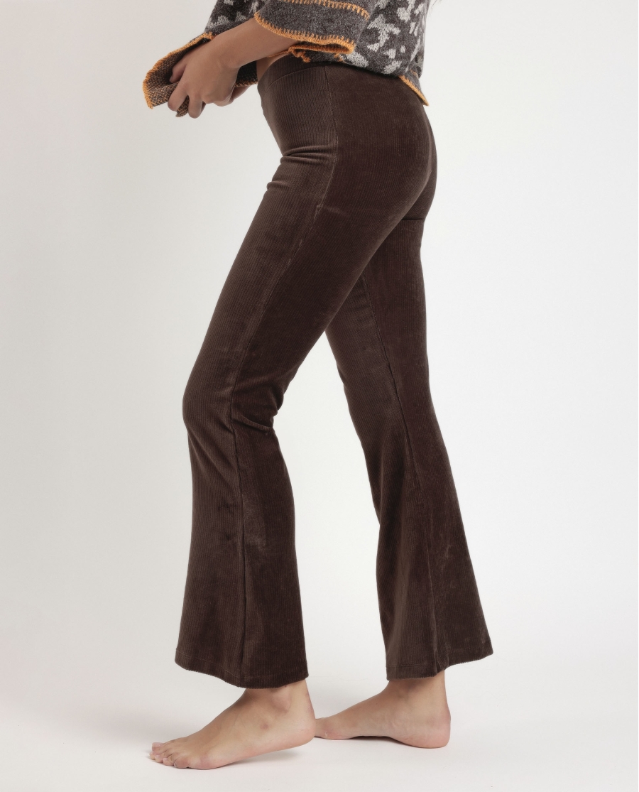 ADMAS Pantalón Elástico Largo Campana Corduroy para Mujer CHOCOLATE ADMAS Pantalón Elástico Largo Campana Corduroy para Mujer CHOCOLATE