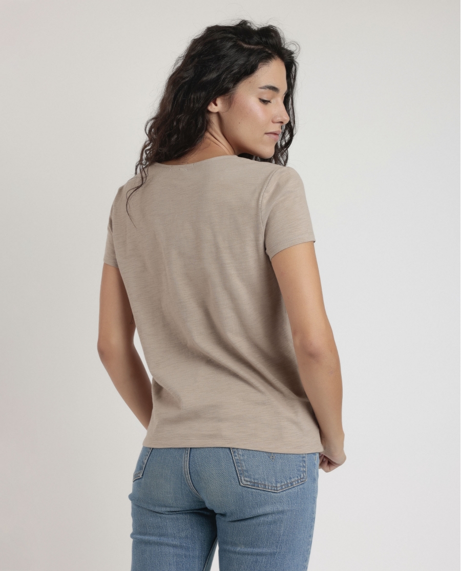 ADMAS Camiseta Manga Corta Slub Entredos para Mujer ARENA