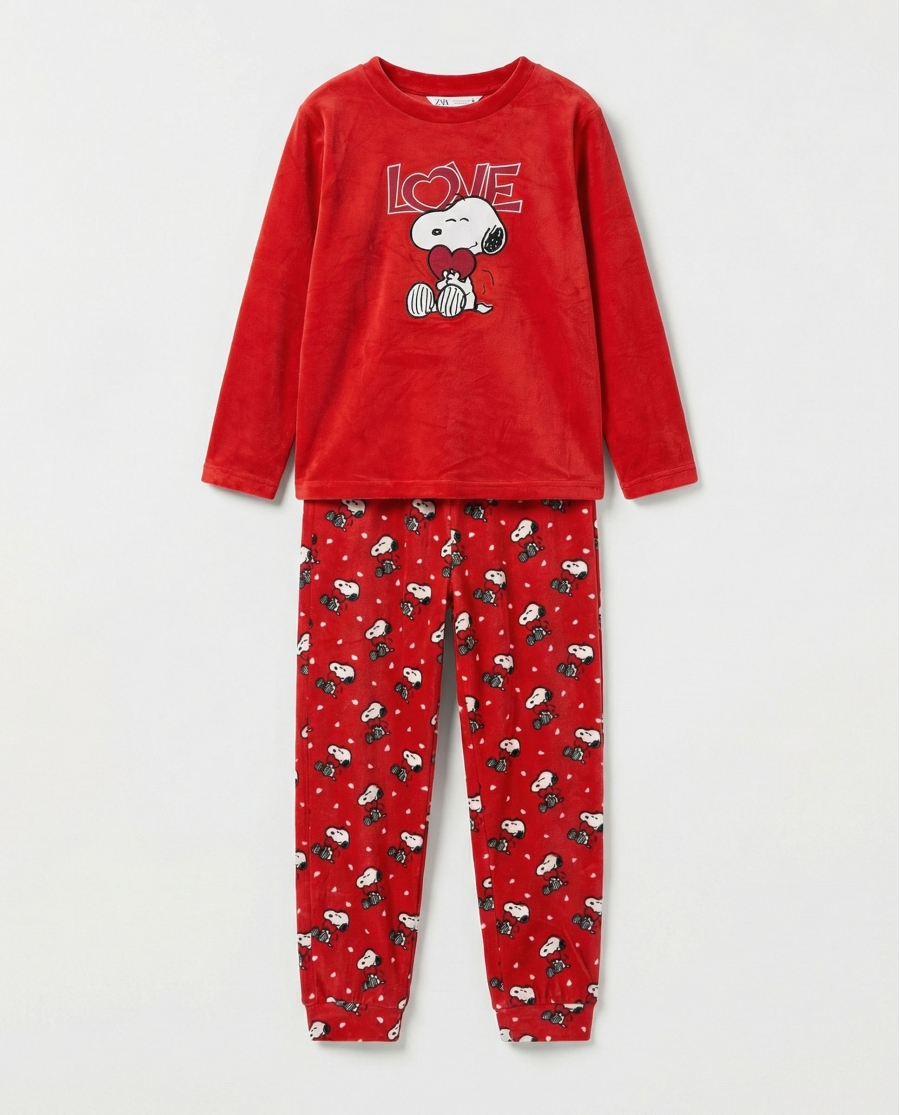 PEANUTS Pijama Manga Larga Velvet Love Snoopy para Niña ROJO