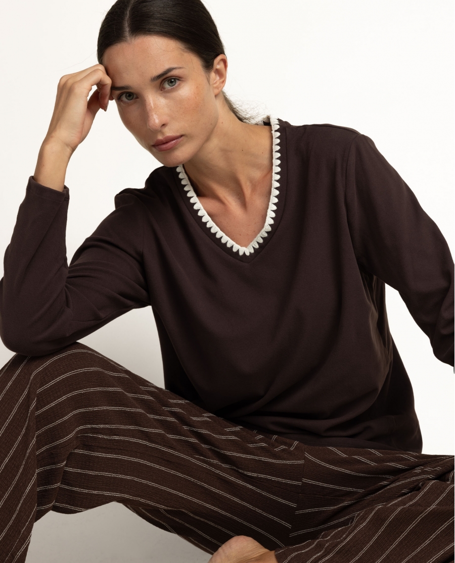 ADMAS LUXURY Pijama Manga Larga Diplomatic para Mujer CHOCOLATE