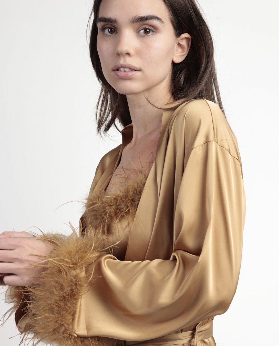 ADMAS LUXURY Bata Manga Larga Marabu Luxe para Mujer ORO